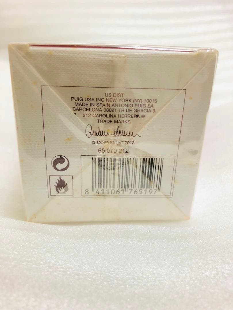 新品　香水　キャロライナヘレラ 212　サマー　激レア　限定品　60ml