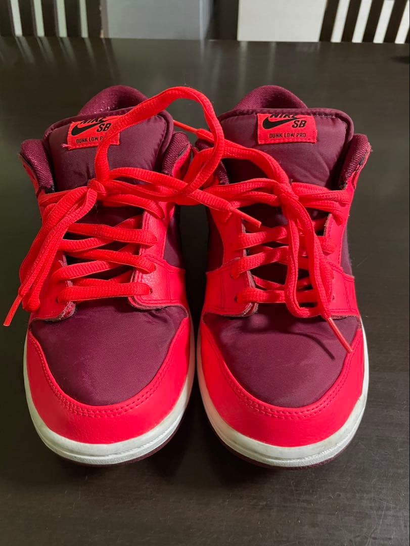 シューズ(男性用) NIKE SB DUNK LOW Laser Crimson 27.5cm