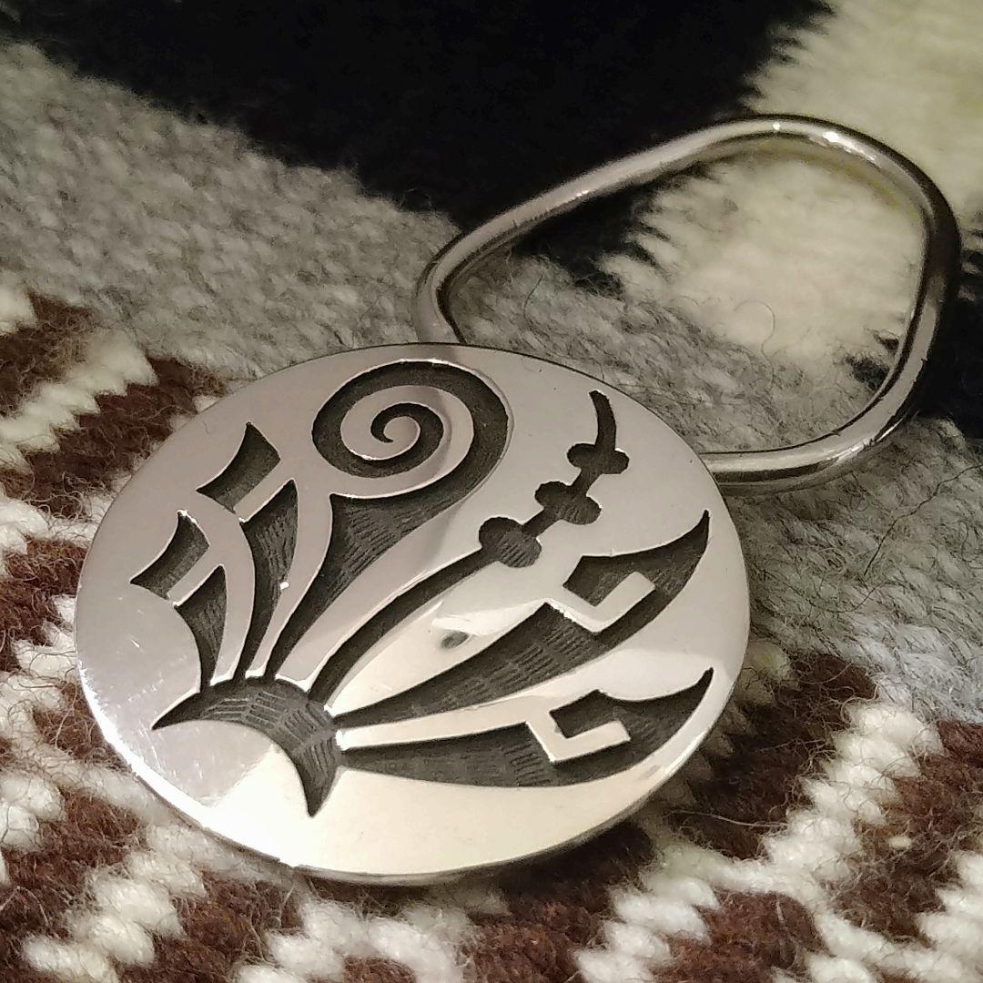 わんです。Hopi Vintage Lawrence Saufkie