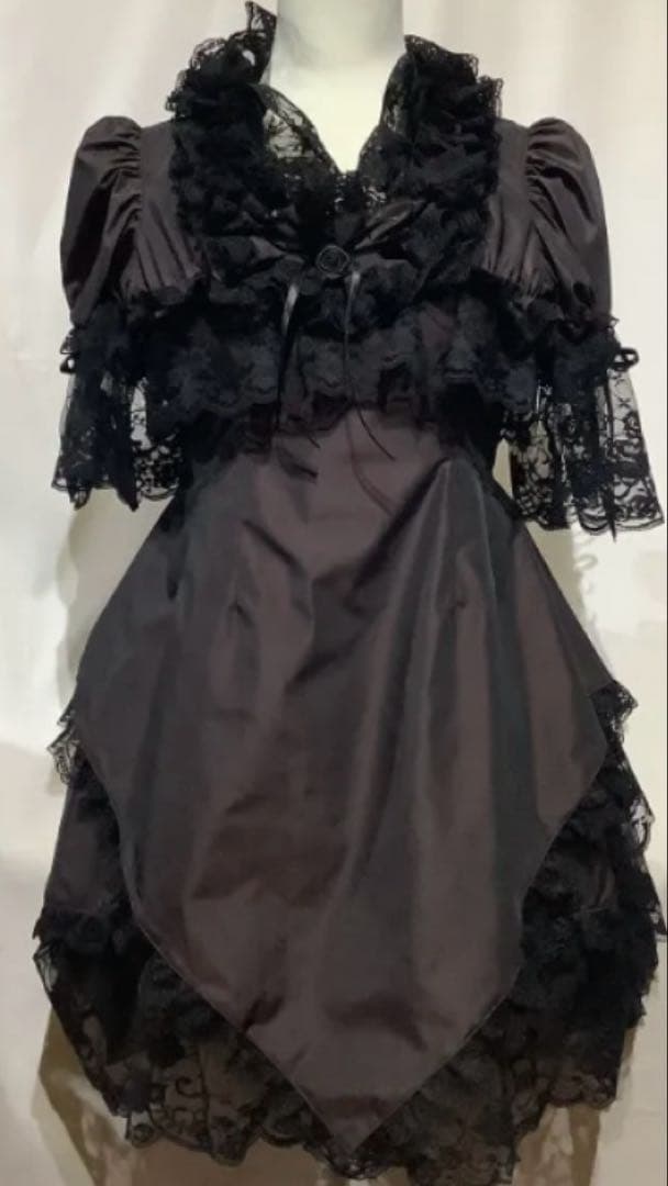 MARBLE ゴスロリ フリルワンピース+パニエ入りボリュームレース付きスカート