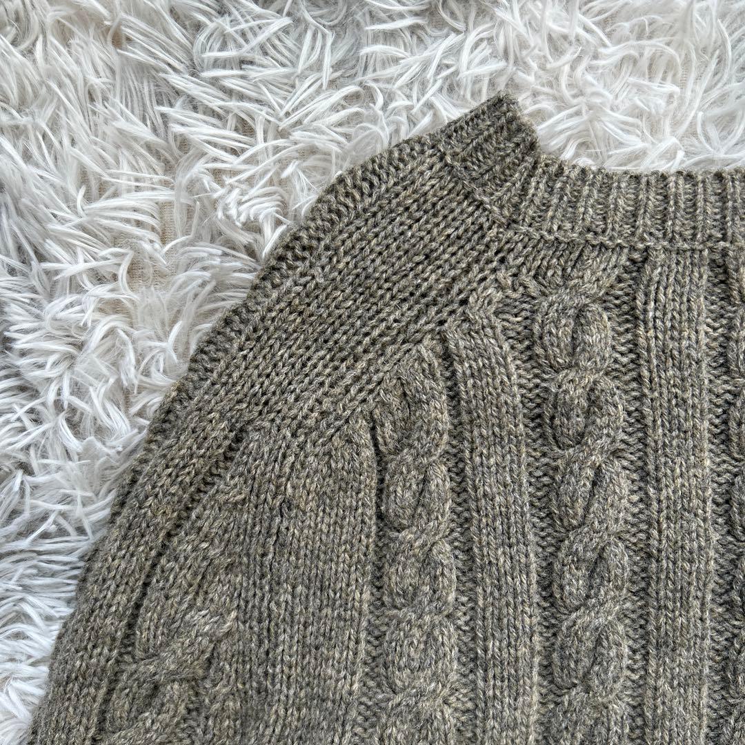 【美品】INVERALLAN ケーブルニット カーキ系 36サイズ 英国製