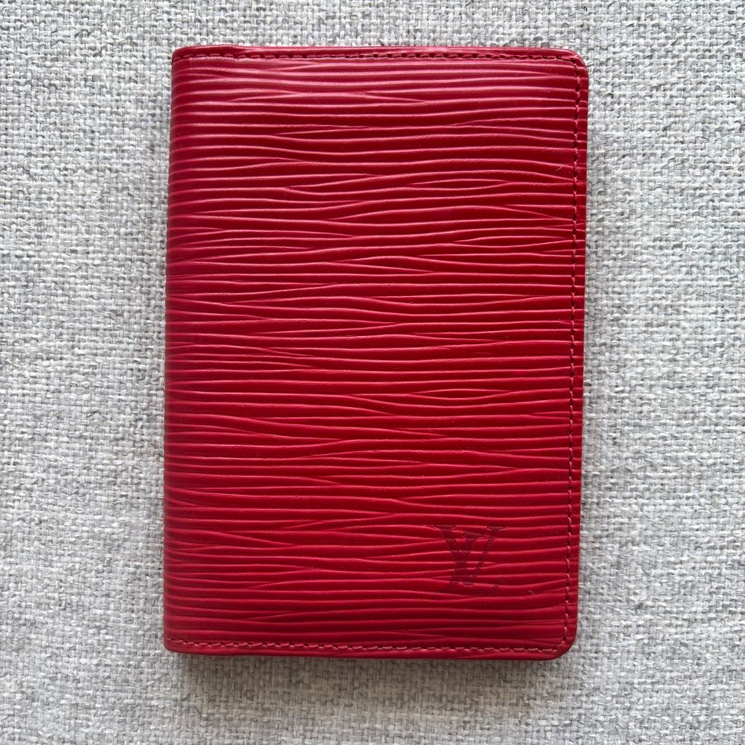 ルイ・ヴィトン　名刺入れ　エピ　赤