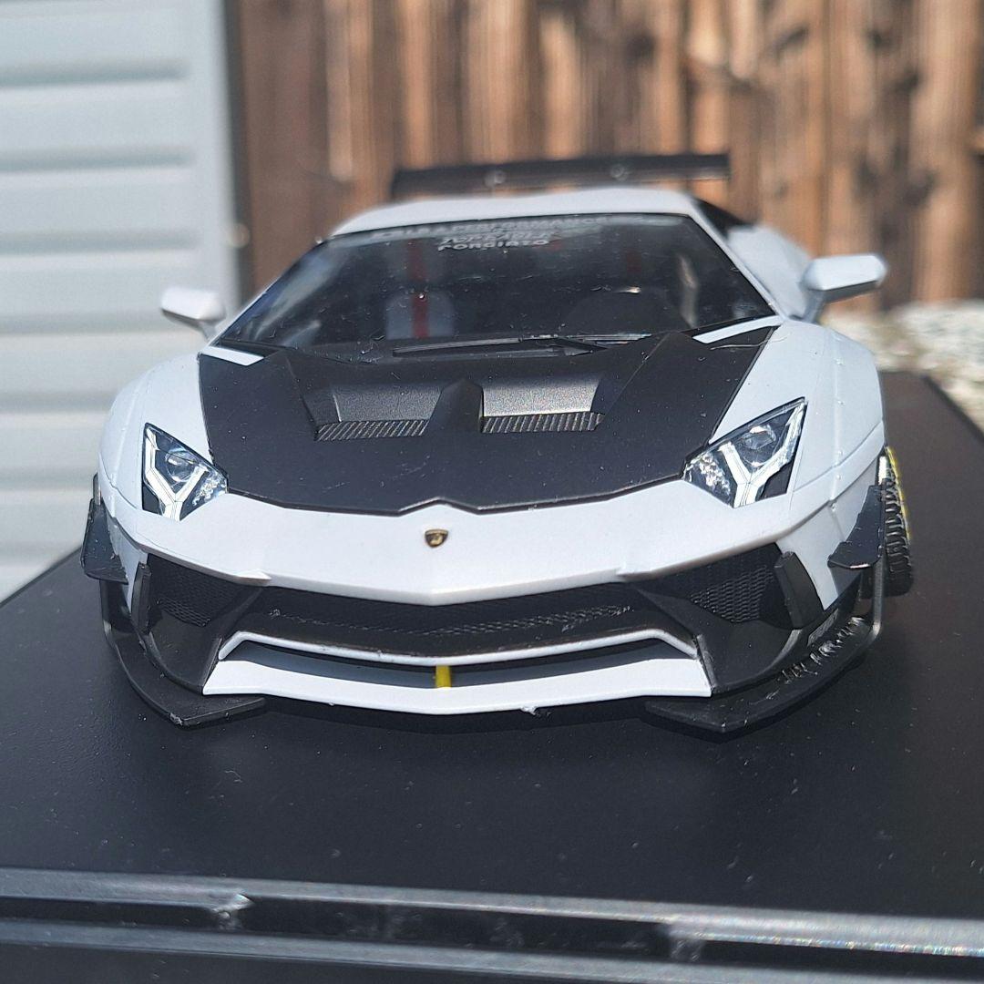 アオシマ1/24 ムルシエラゴ アヴェンタドール 零戦(専用品)