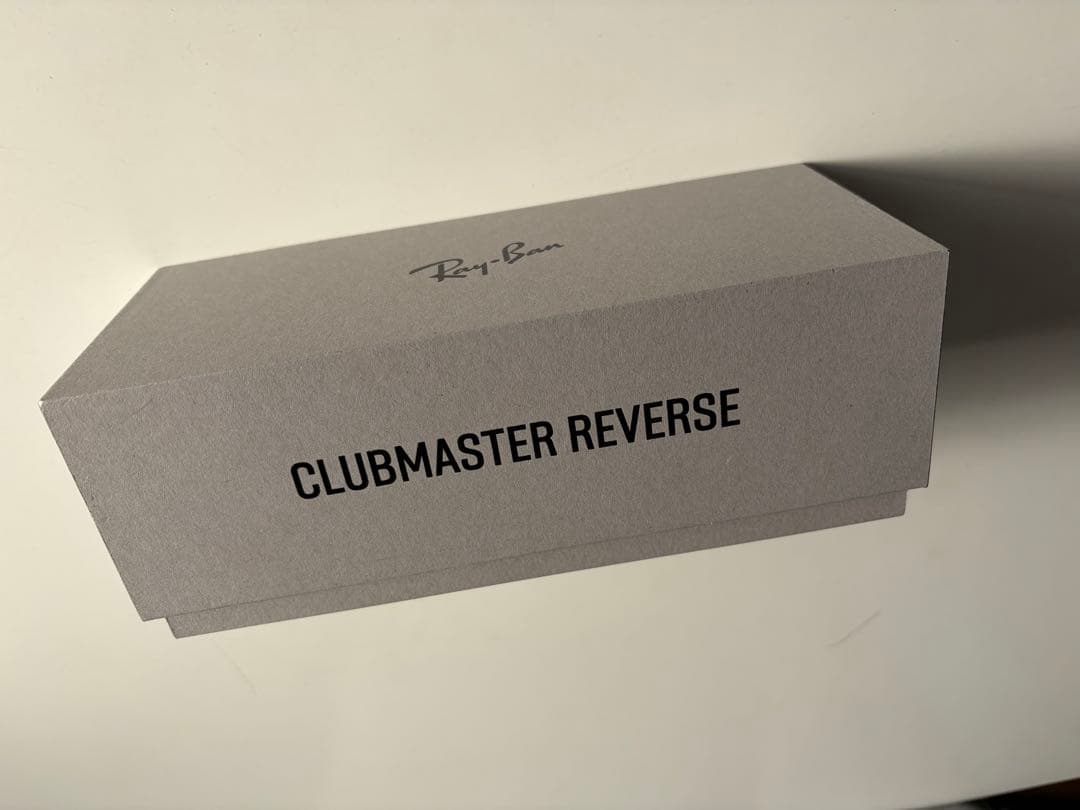 【新品未使用】Ray Ban clubmaster reverse 新年特価