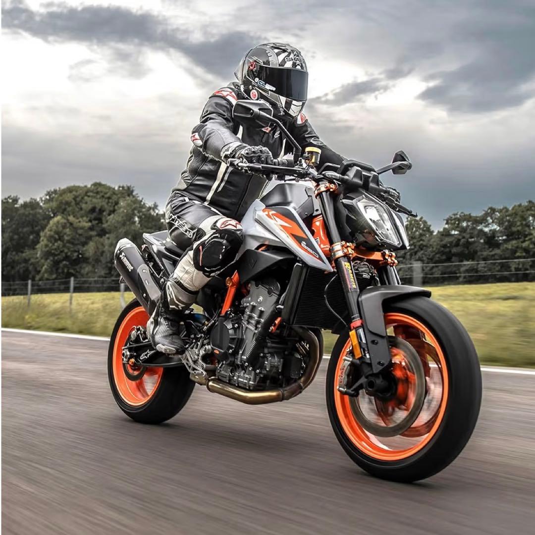 エスピーコネクトモトマウント Pro クロム｜CNC高強度バイク用スマホホルダー