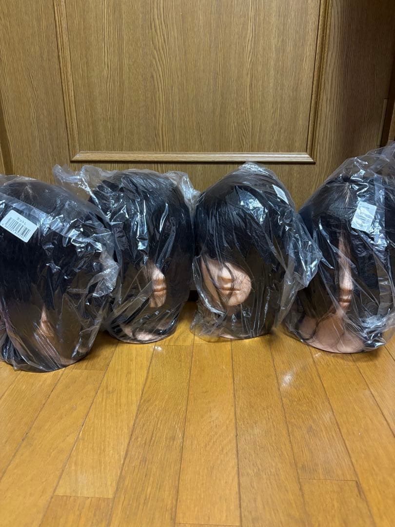 黒色カットLウィッグ 4体セット