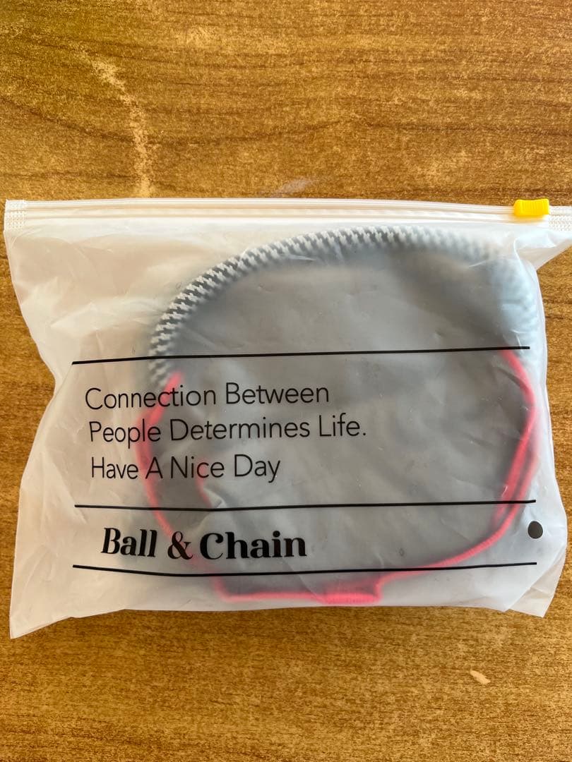 ボール＆チェーン　日焼けキティ