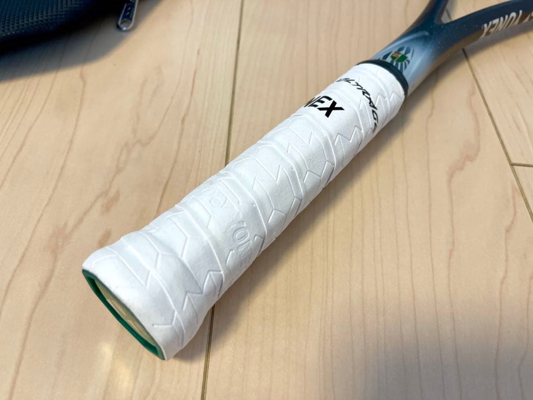 値下【美品】YONEX VOLTRAGE 8S（ボルトレイジ8S）テニスラケット