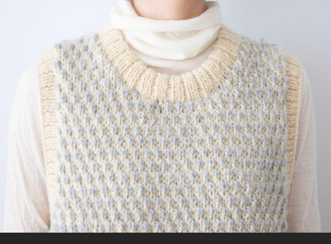 お値下げ！hau ハウ　ハンドニットベスト　nepal アイボリー×グレー 美品