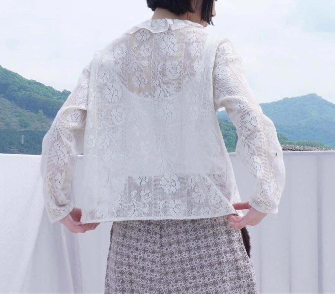 【1/25までお値下げ】アンビデックス qiri フリルカラーブラウス ベージュ