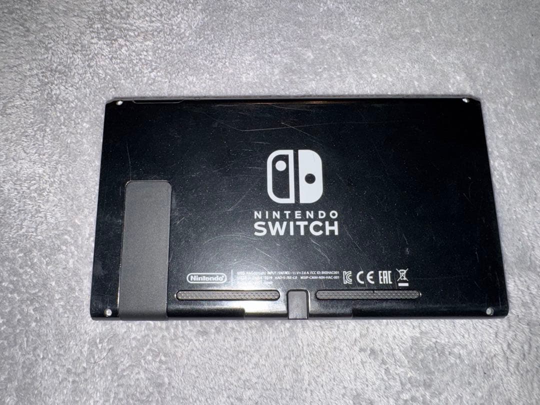 Nintendo Switch本体(ジョイコンなし)・ポケモンシャイニングパール