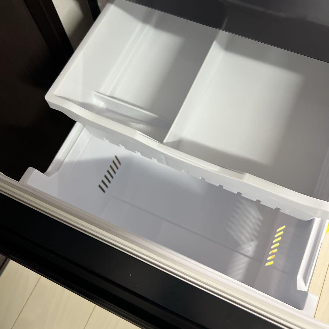 美品　日立　冷蔵庫　R-V32SV 2023年製 315L 右開き　送料無料