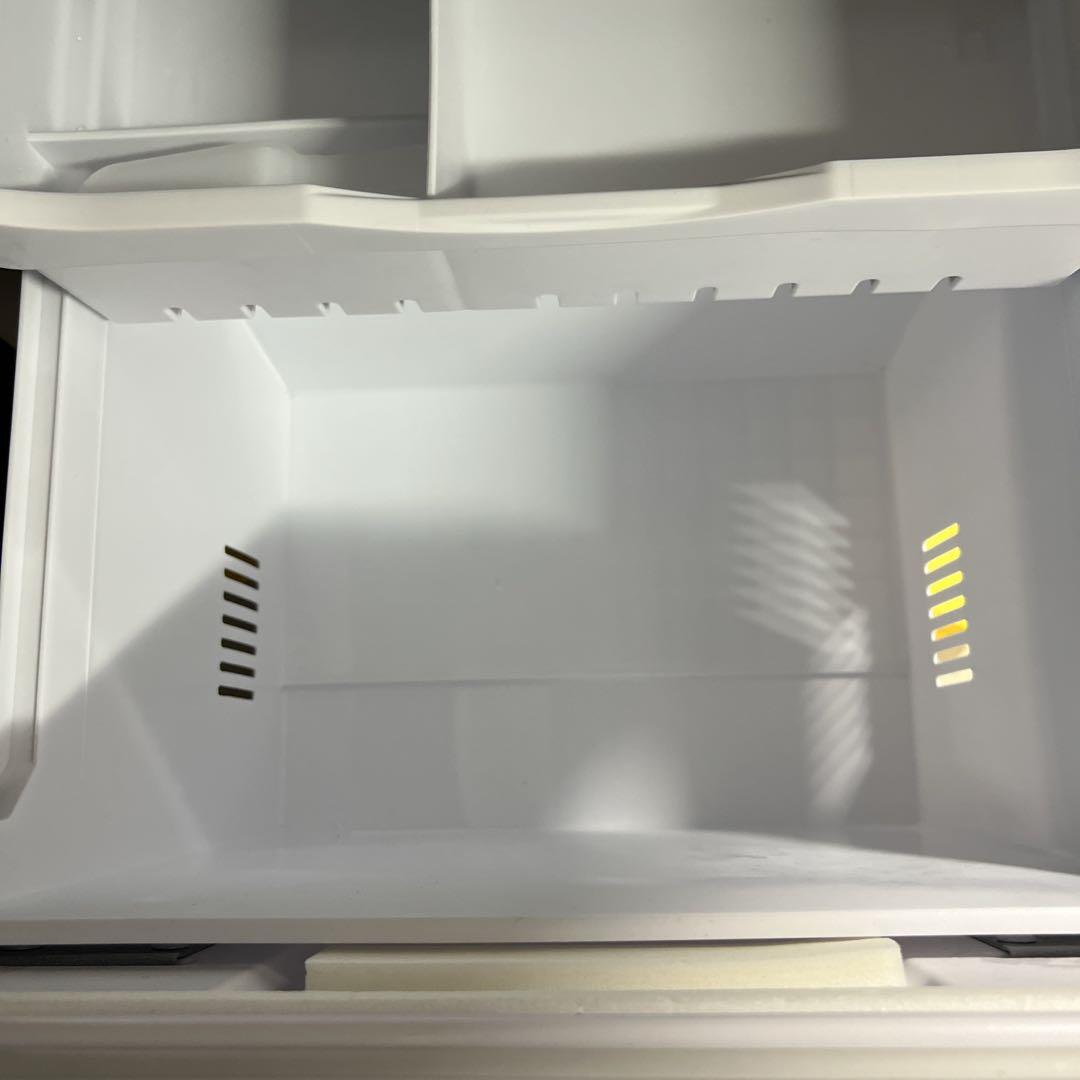 美品　日立　冷蔵庫　R-V32SV 2023年製 315L 右開き　送料無料