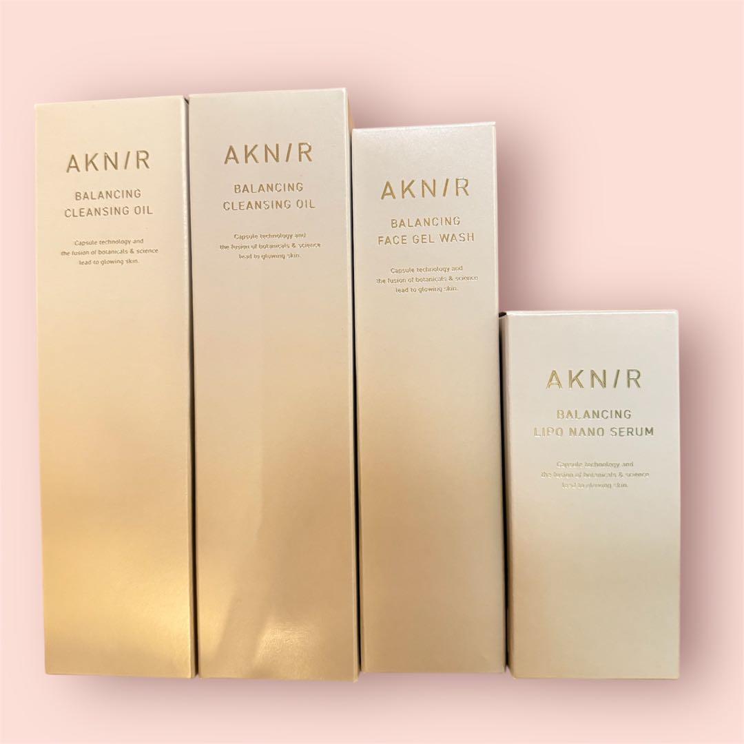 【新品】アクニー　クレンジング×2、洗顔料、美容液セット