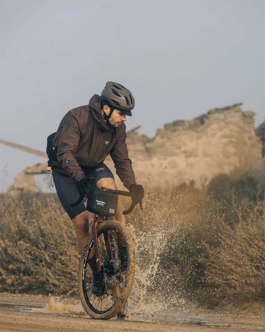 最終価格　Pas Normal Studios Porter シェルジャケット