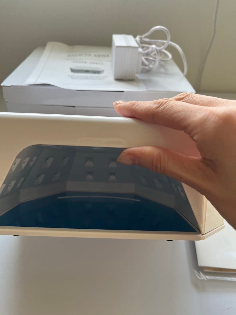 美品　para gel UV/LEDライト ホワイト　コードレス