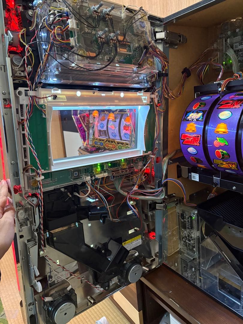 パチスロ　北斗の拳　世紀末救世主伝説　実機　送料込み