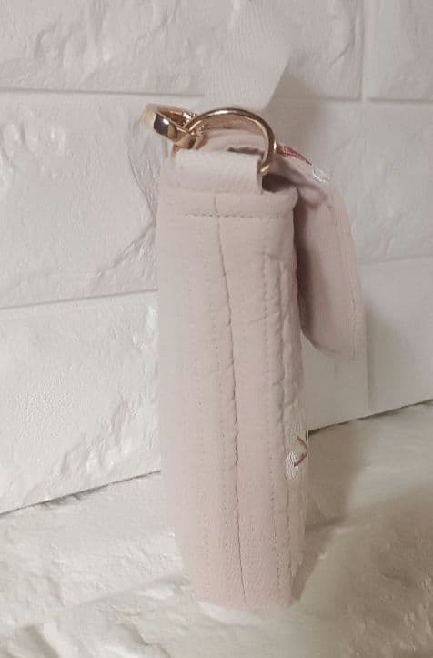 ヌビ バッグ ポーチ 底板 ハンドメイド ベージュピンク×チェリー