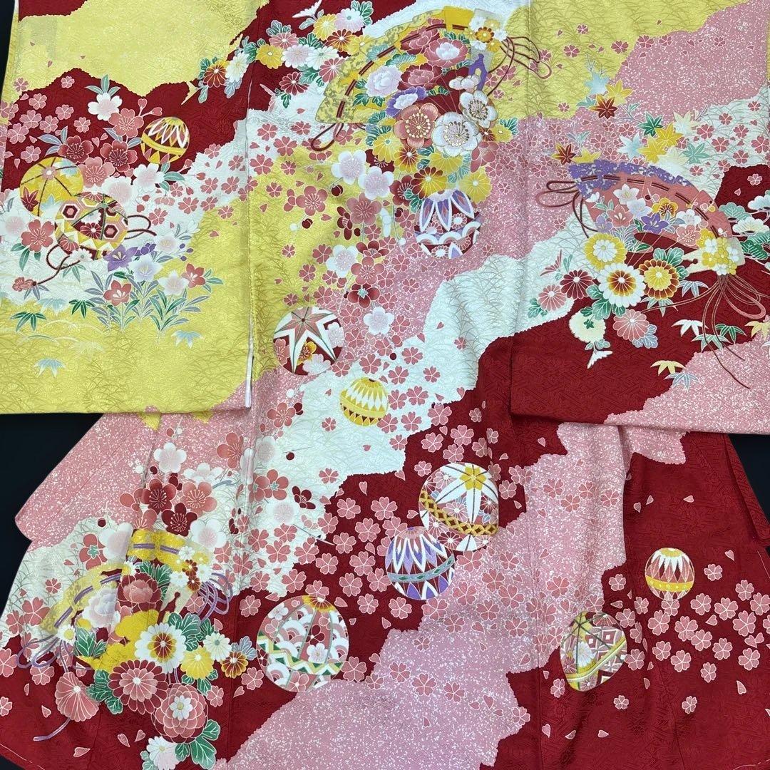 新品正絹産着（お祝着）最高級京友禅伝統多色染、豪華刺繍入り古典四季花王朝扇面毬文