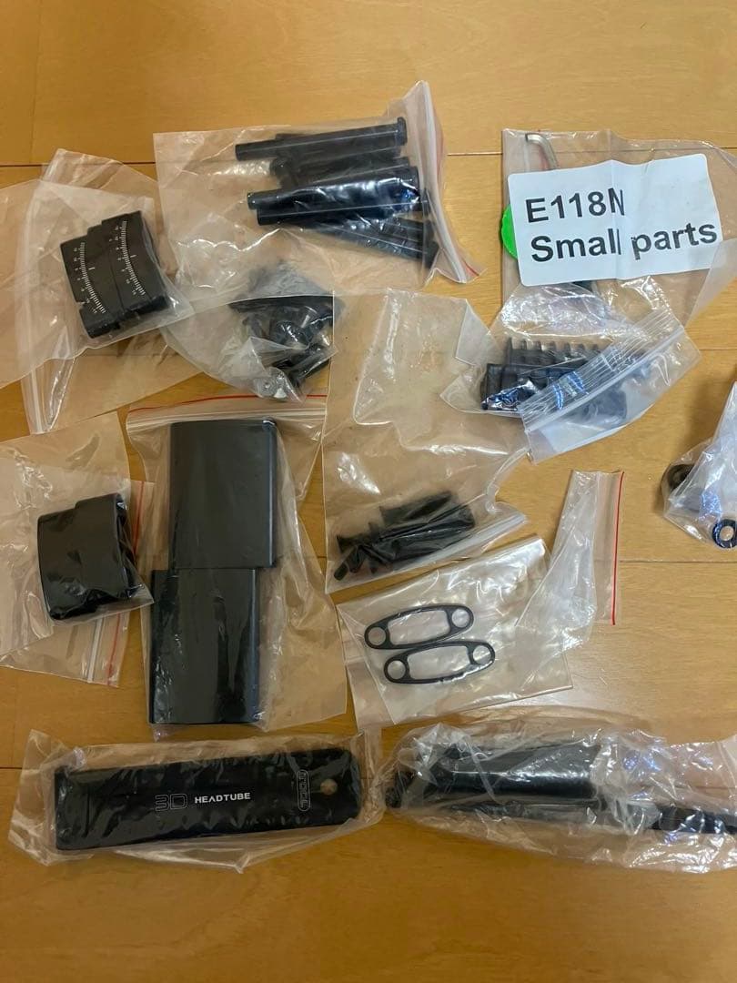 ARGON18 E-118 TTバイク フルカーボンフレーム（リムブレーキ）