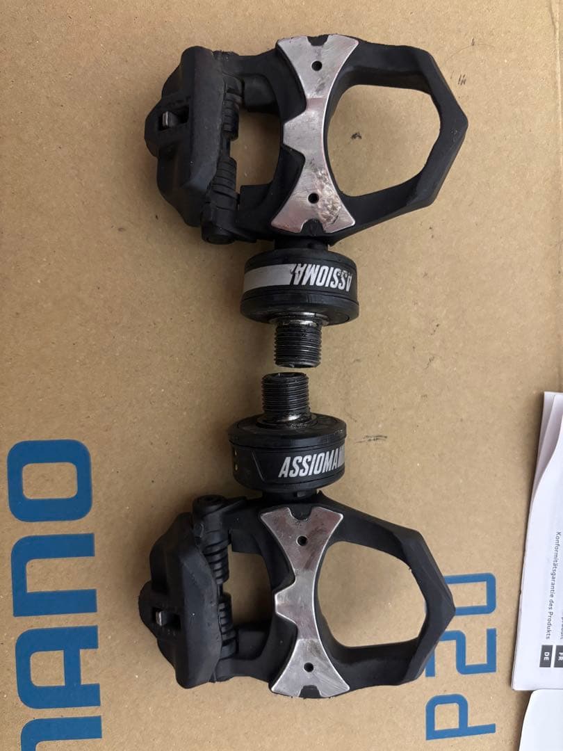 ASSIOMA duo ペダル型パワーメーター