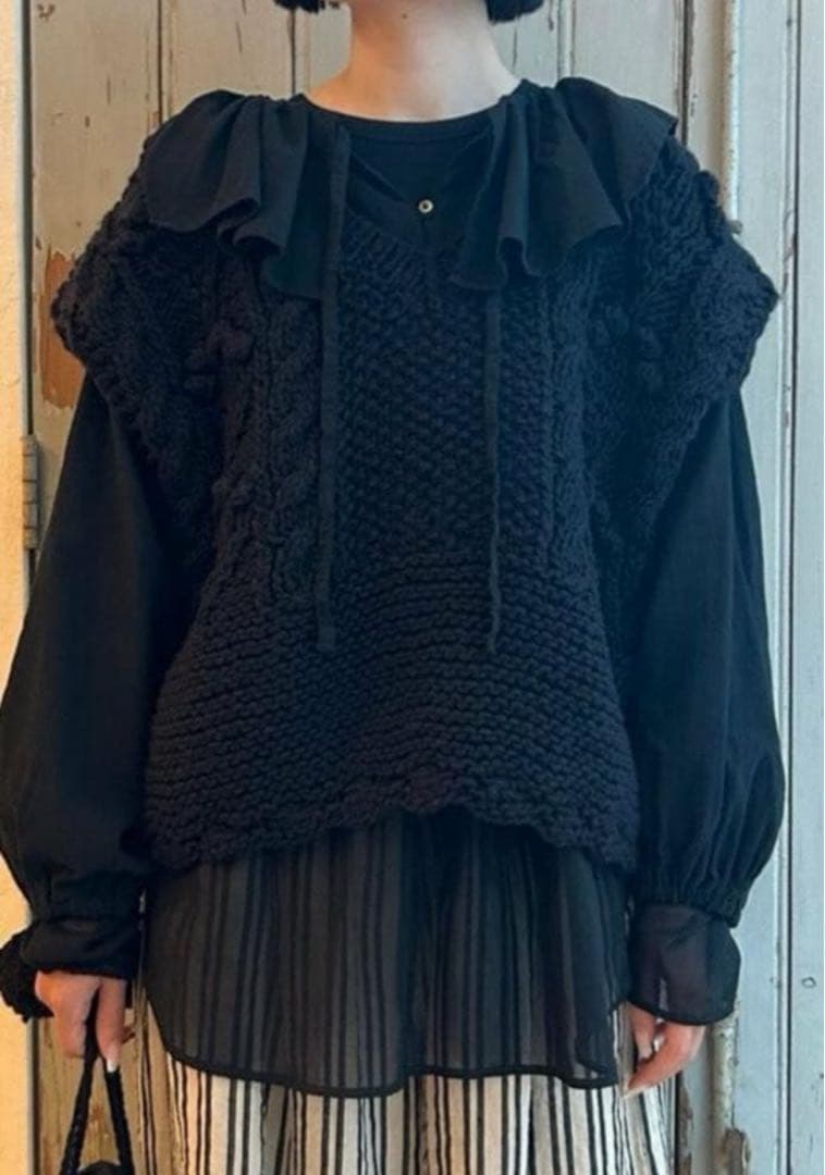 ネストローブ　ペルーボッブルニットベスト　( BLACK)