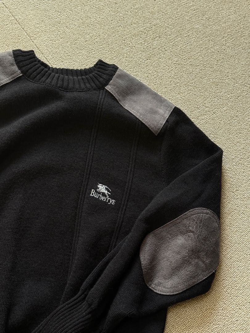 Burberry バーバリー　美品ブラック クルーネックセーター
