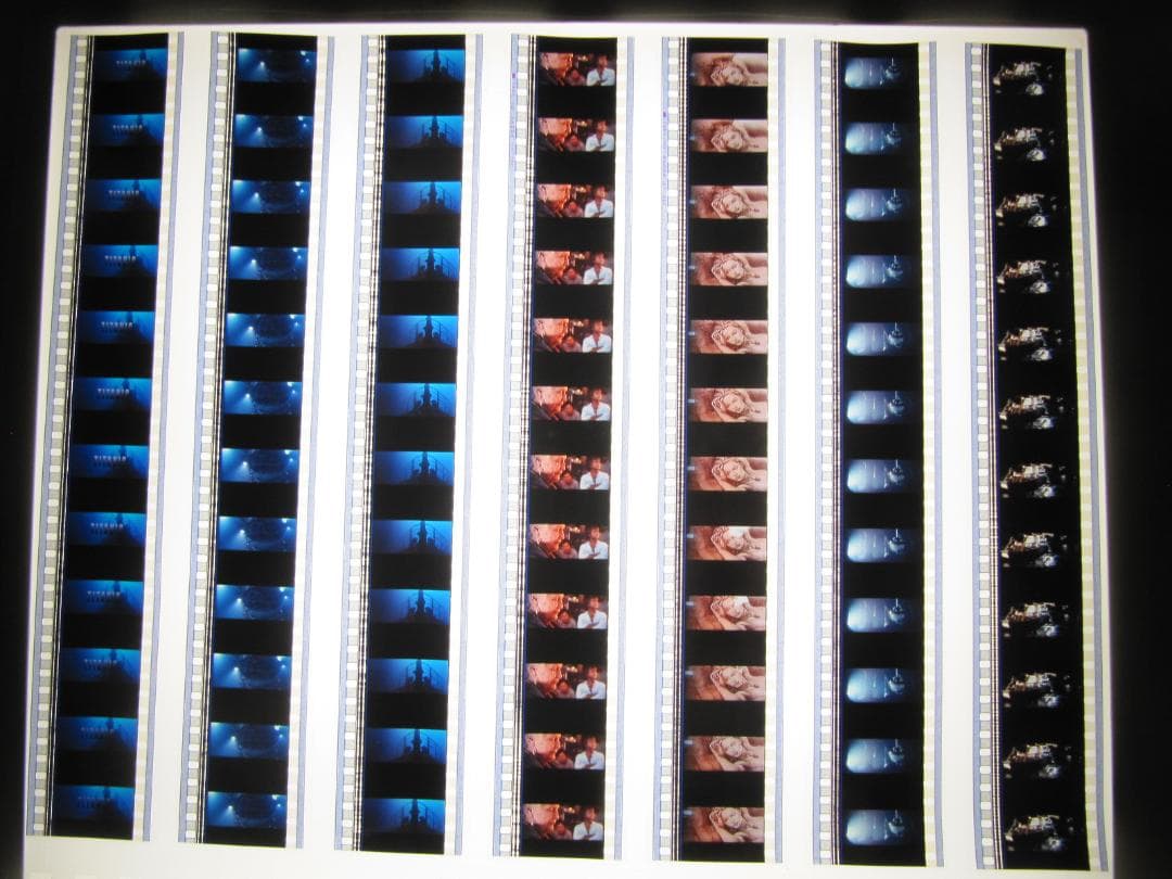 タイタニック35㎜フィルム12コマ×126枚合計1512コマ アルバム入