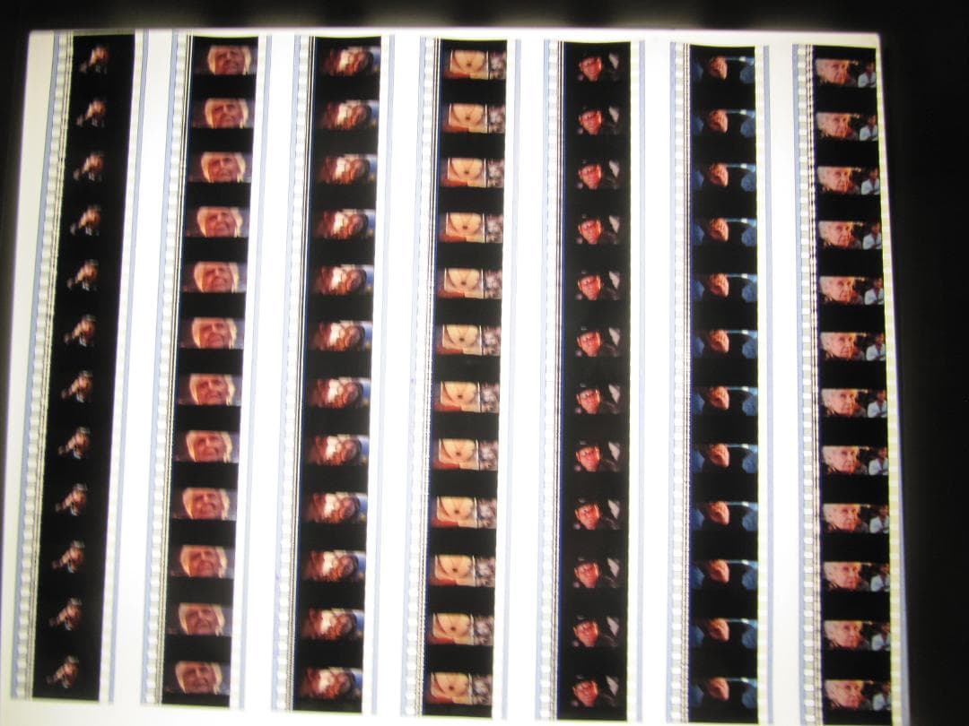 タイタニック35㎜フィルム12コマ×126枚合計1512コマ アルバム入