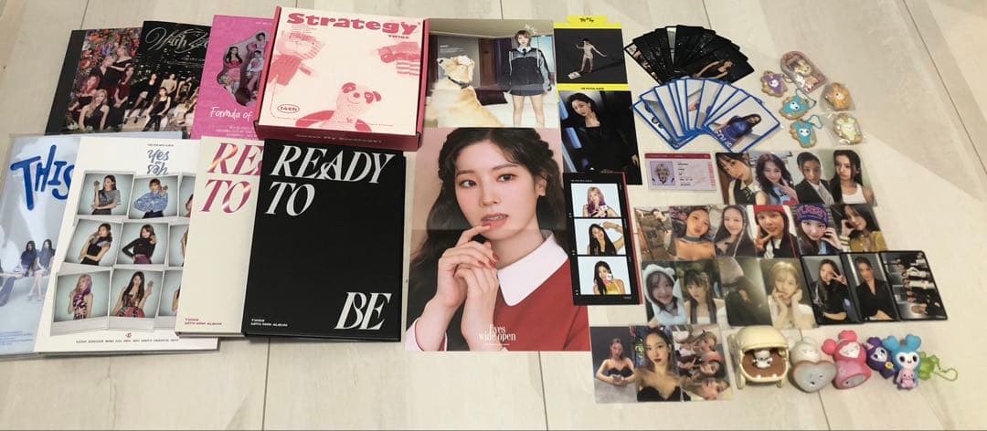 TWICEグッズまとめ売り
