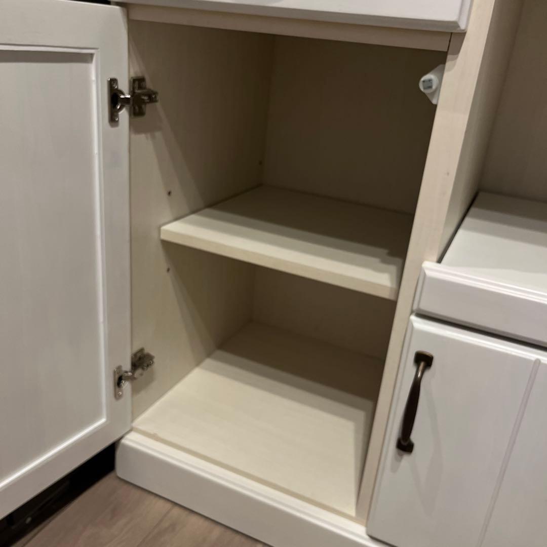 最終値下げ※1月10日(土)で出品取り下げます　ニトリ　リズバレー　食器棚