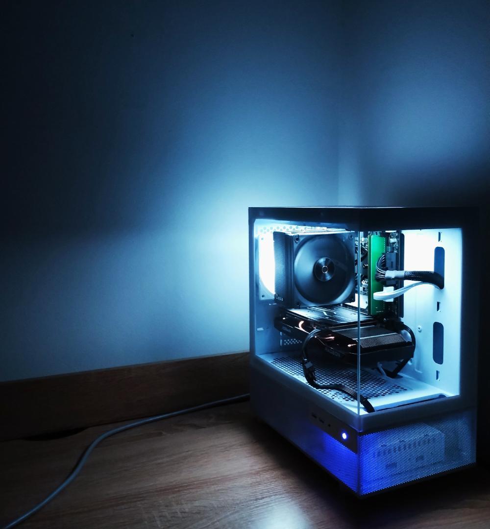 ゲーミングPC/Core i7 10700F/RX6600/新品 SSD1TB