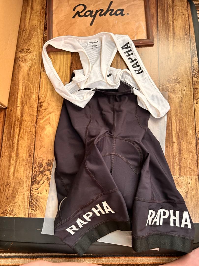 Rapha Pro team ビブショーツ（M）