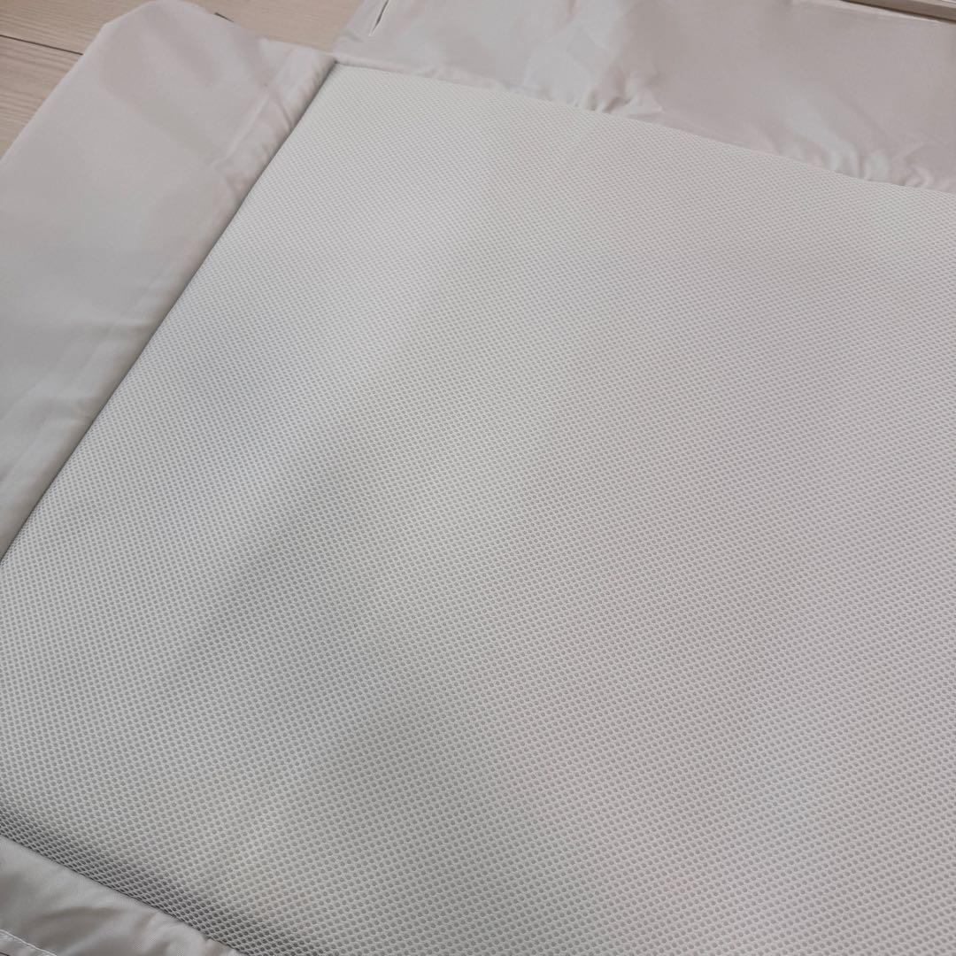 美品！アップリカ ココネルエアー ベビーベッド