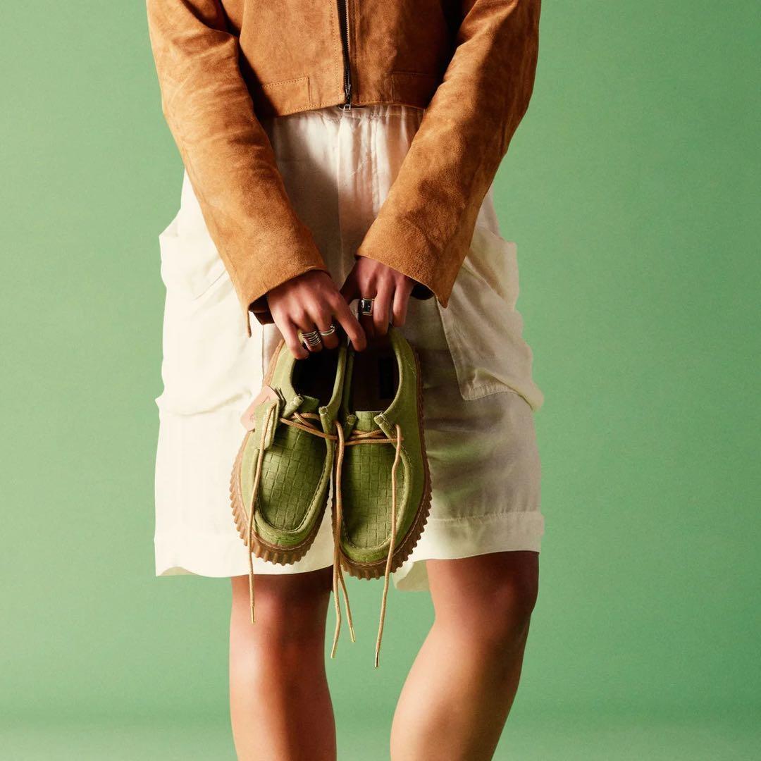 Clarksクラークストーヒルビー未使用　アップルスウェード