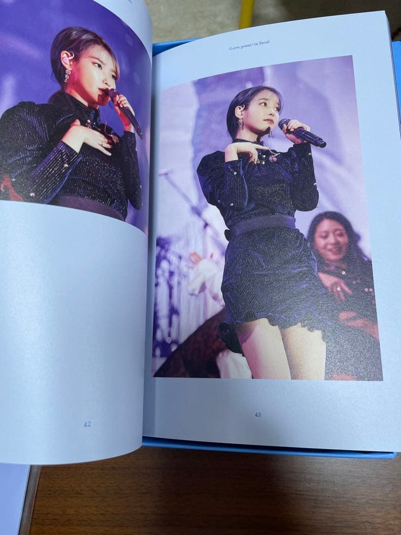 IU2019 Love Poem Blu-ray フォトブック　トレカ付き　廃盤