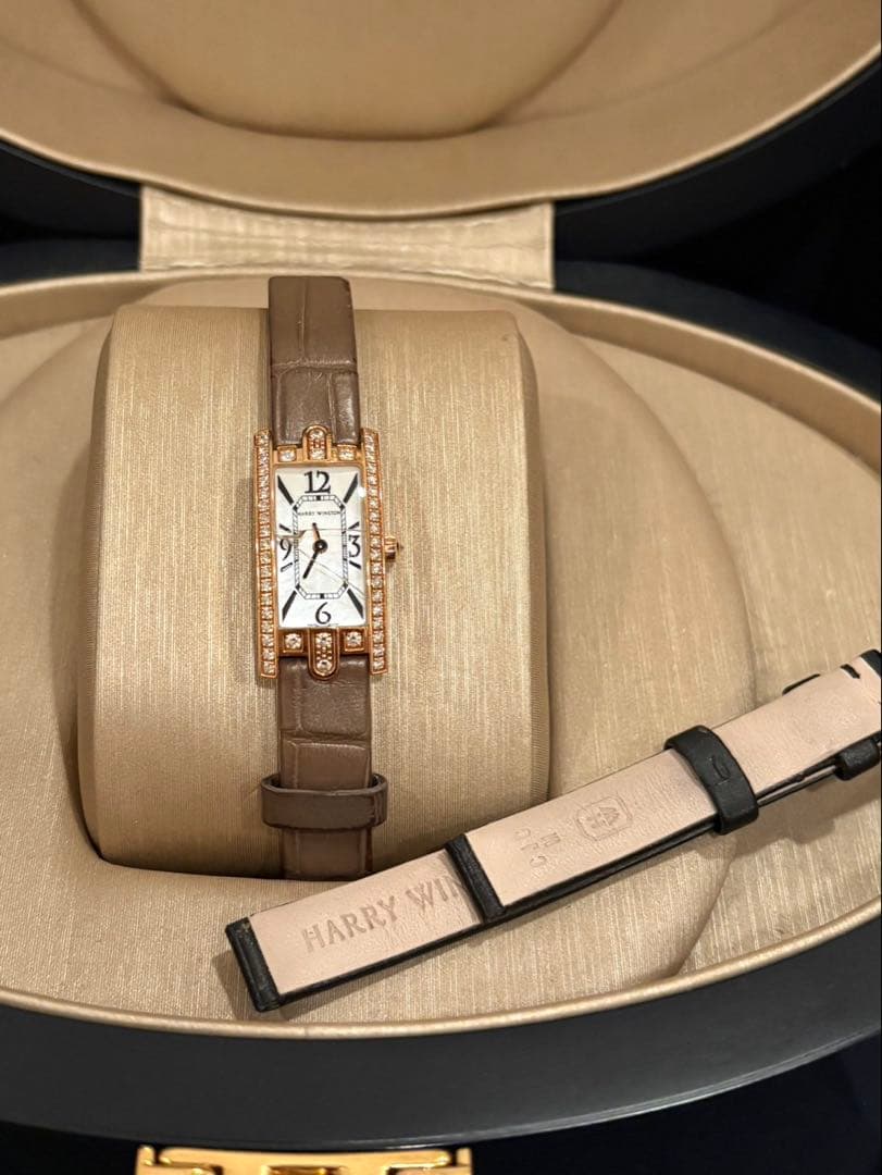 HARRY WINSTON ダイヤモンド装飾 腕時計