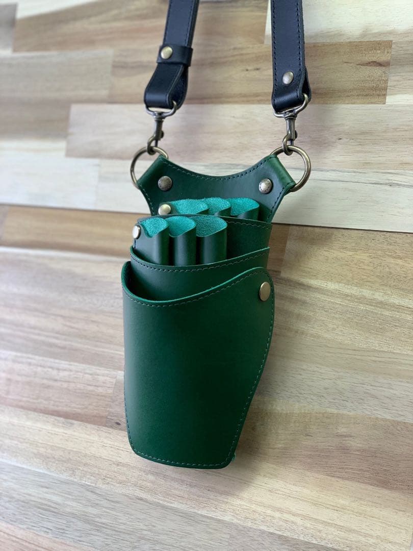 シザーケース　美容師　理容師　トリマー　美容関係　本革