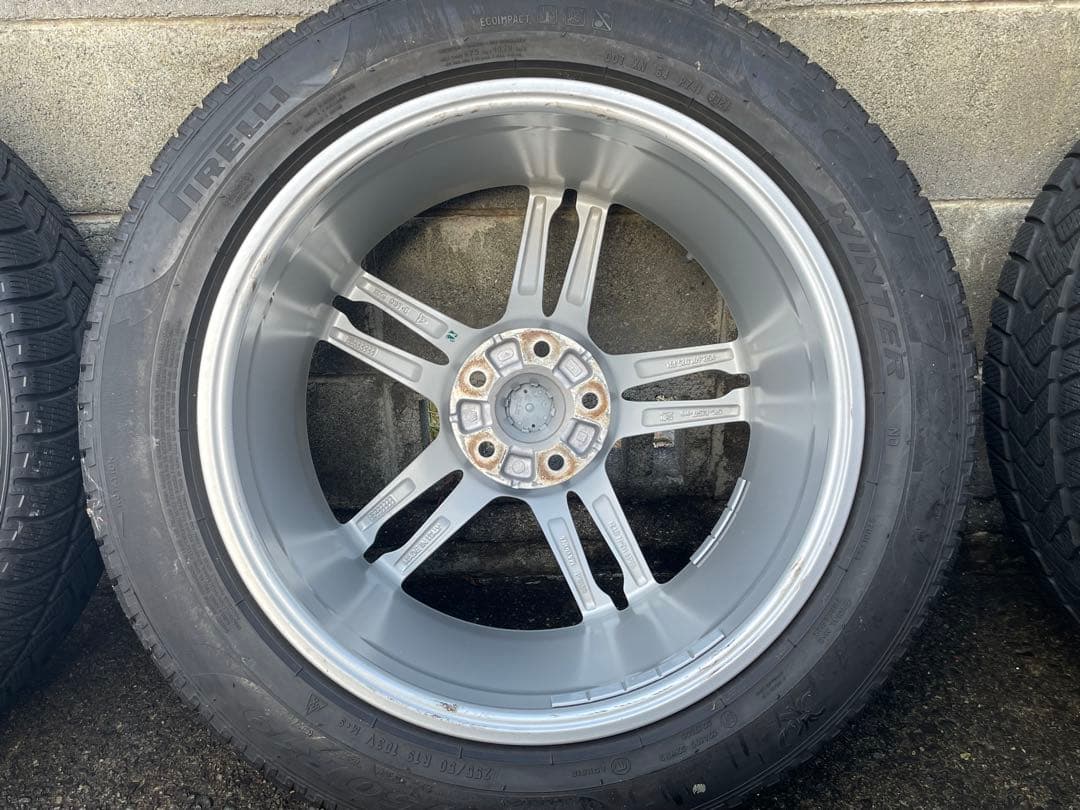 ポルシェマカン純正19インチ ウィンターホイール&タイヤセット ピレリ