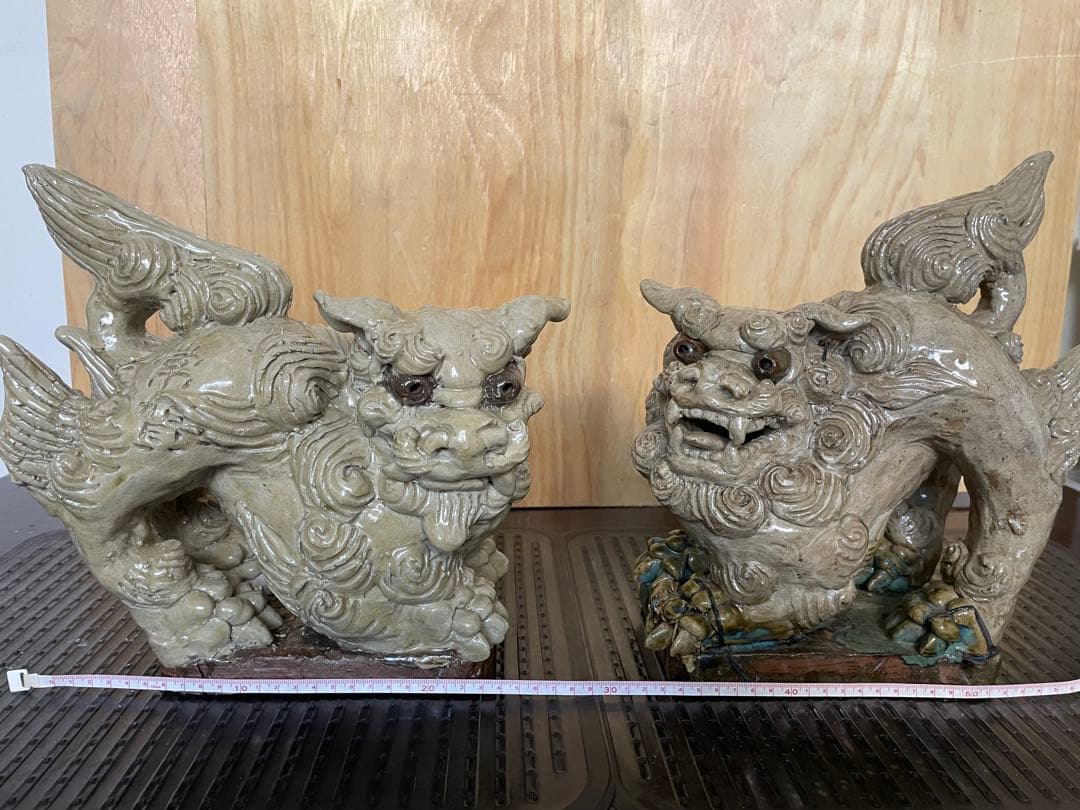 希少　島常賀　台付シーサー白土ペア　阿吽　壺屋焼　名工　沖縄