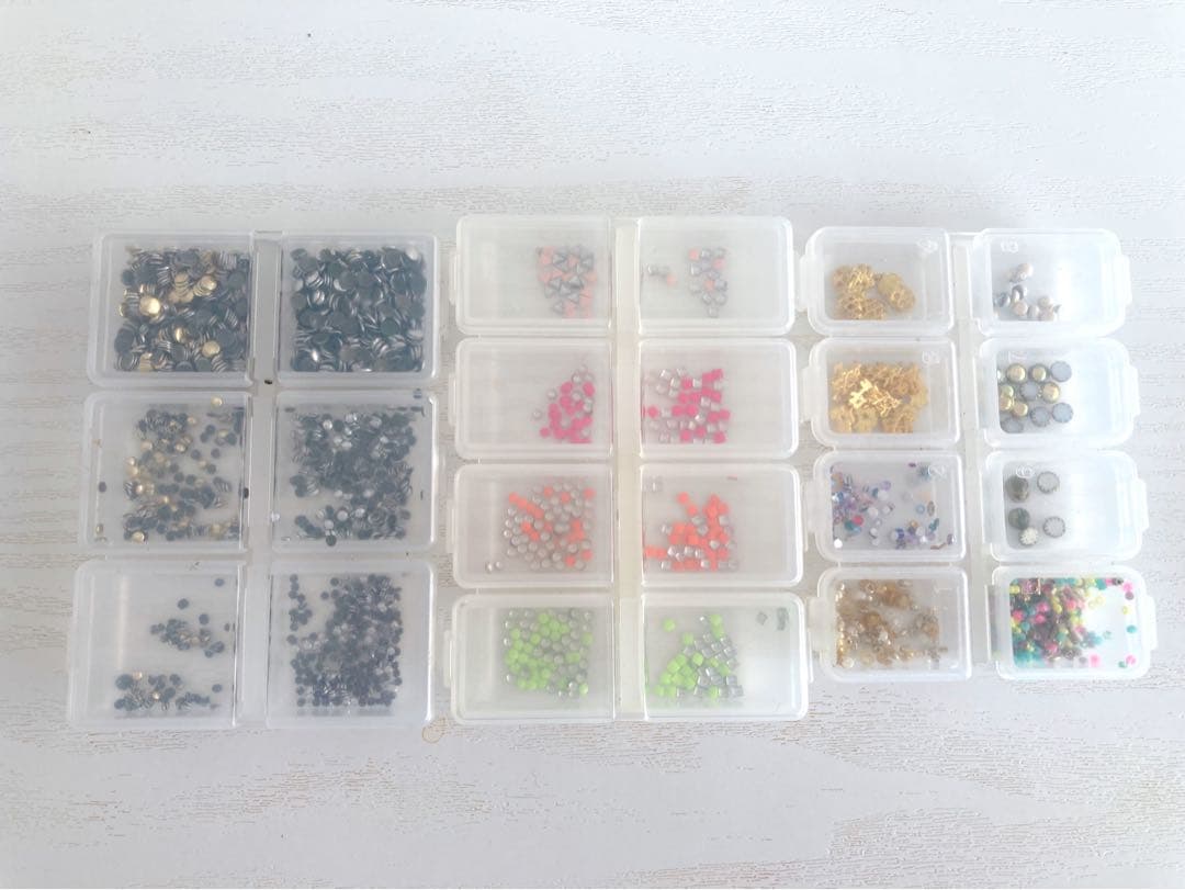 お得 大量アート用品　セルフネイル　クリアジェル カラージェル　ストーンパーツ