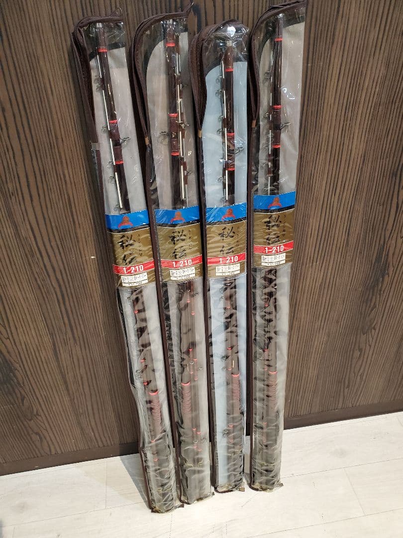 未使用　カーボン舟竿　秘伝　1-210　４本セット