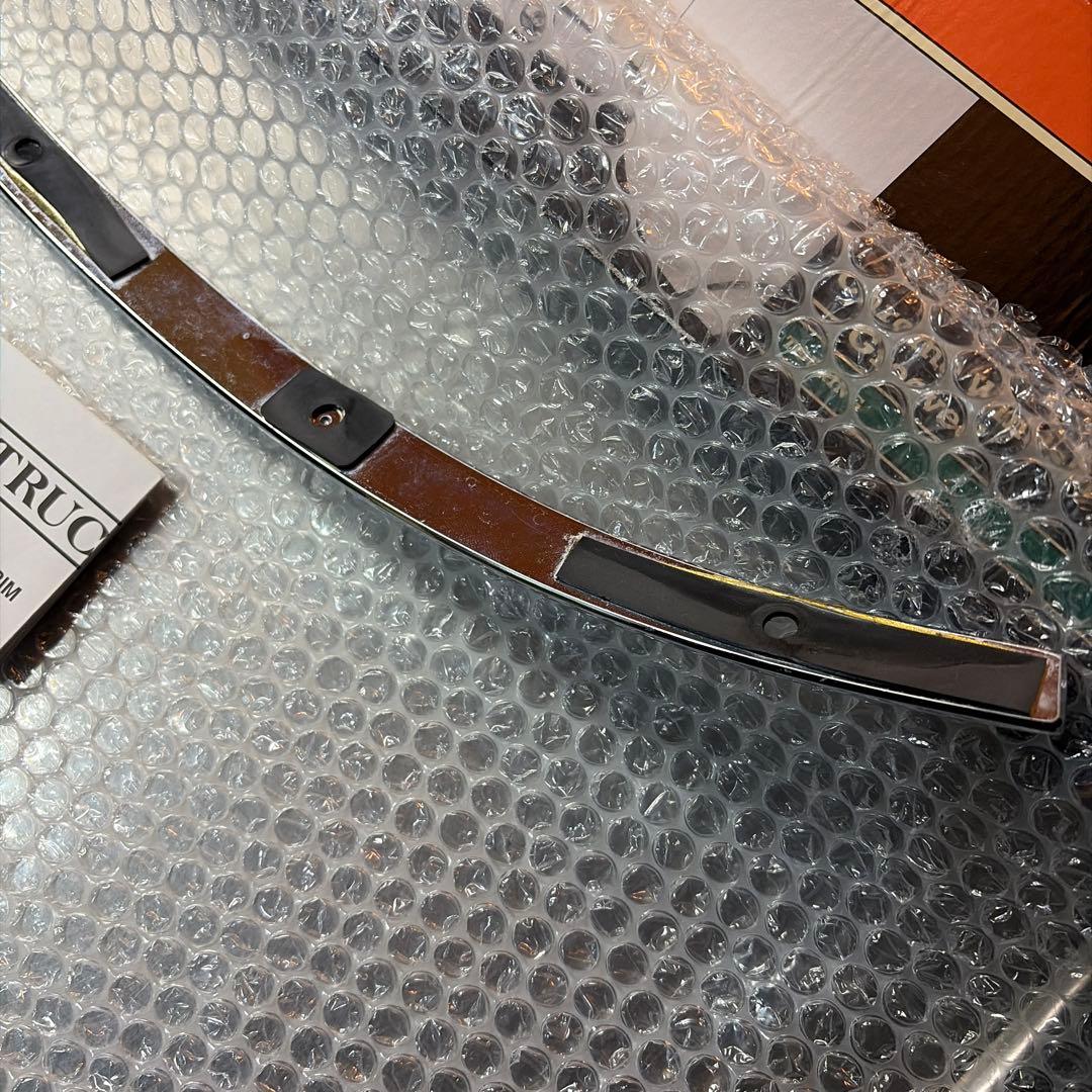 ハーレー純正 ウインドシールドトリム 14年以降 ツーリングモデル