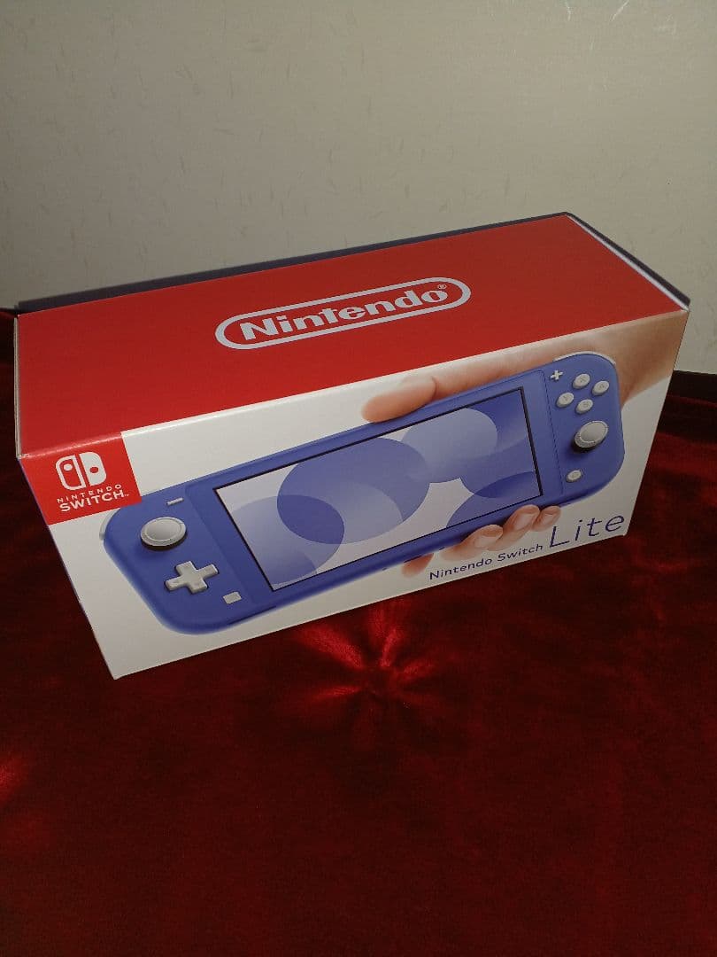 【新品未使用】Nintendo Switchライト ブルー １台