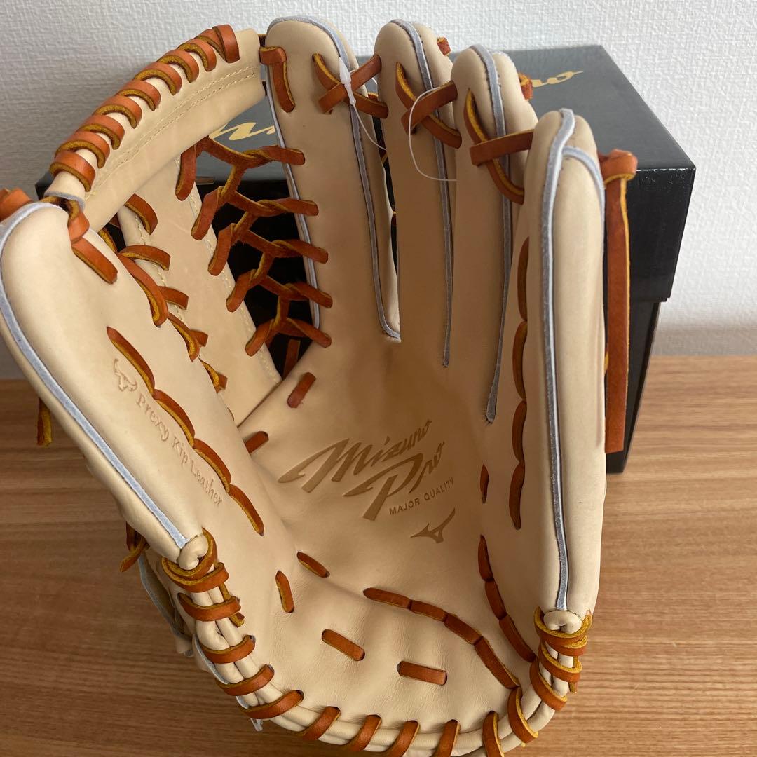 高*秋様 ミズノプロ　硬式用　外野　グローブ　グラブ　定価69,300円　高校野