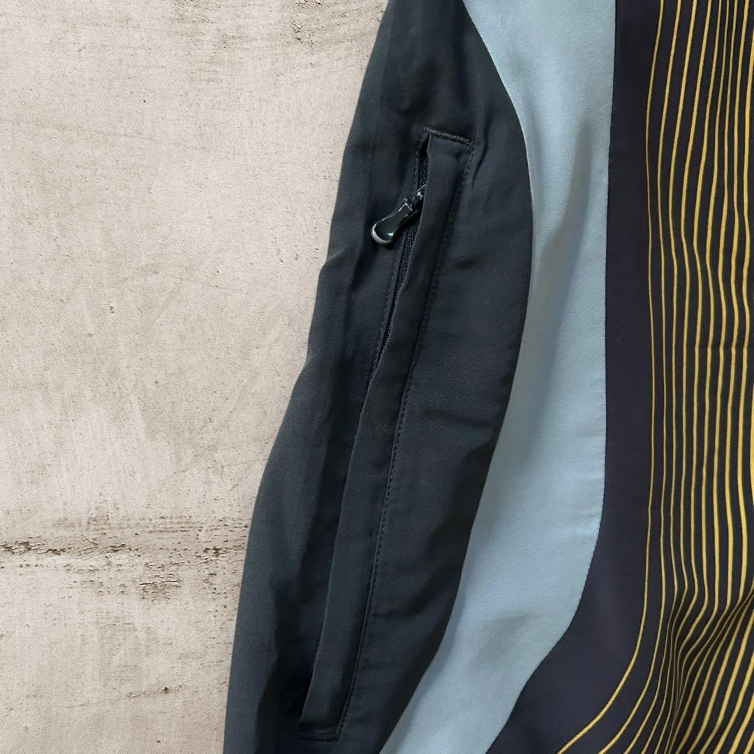 希少adidasアディダスARIS FCナイロンジャケットドローコード刺繍ロゴ