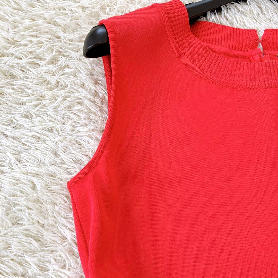 ルネ 2023 ノースリーブニットワンピース フレア パールロゴプレート 赤36