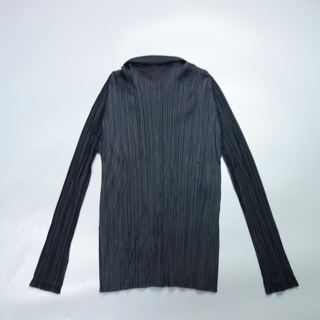 蓮*人様 8415美品 プリーツプリーズ イッセイミヤケ プリーツシャツ 黒 レ