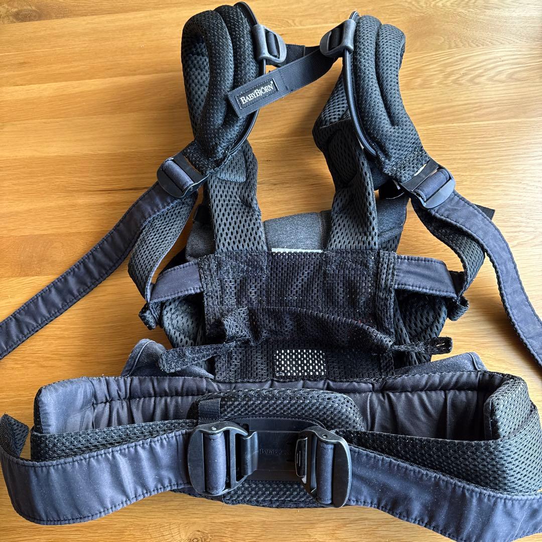 BABYBJORN ベビービョルン 抱っこ紐 ハーモニー ブラック