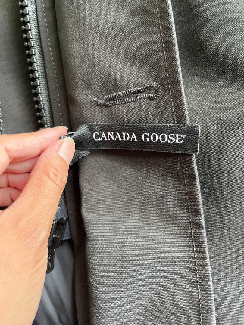 美品　  カナダグース　ダウンジャケット Sサイズ